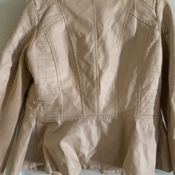 Light pink Moto jacket - statement piece - Picture 6 of 8